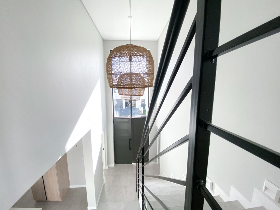 To Let 4 Bedroom Property for Rent in Croydon Gardens Estate Western Cape